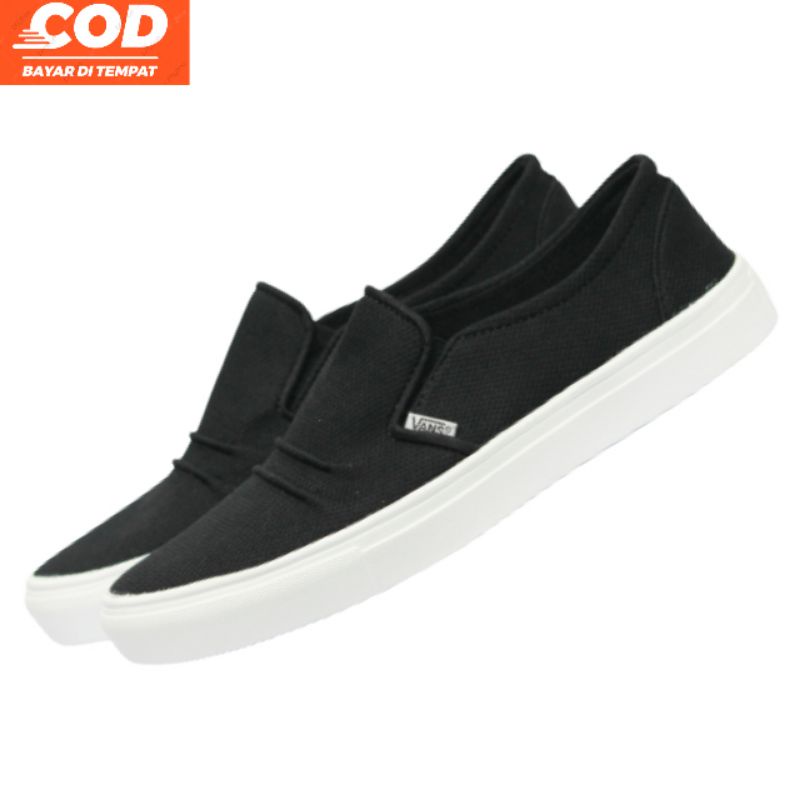 sepatu peria terbaru slip on sepatu ven murah sepatu cowo cw sepatu slip on sepatu hitam bisa cod