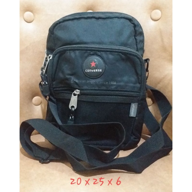 Preloved tas sling, tas selempang, tas pria, tas branded