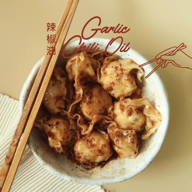 

Garlic Chili Oil - Spicy Chilli Oil by Millimala