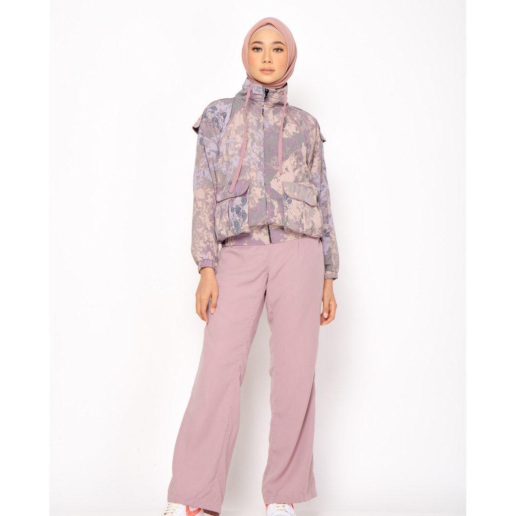 ZM Zaskia Mecca - Geva Purple Jaket - Jelita Indonesia - Edisi Lamun Ombak-2