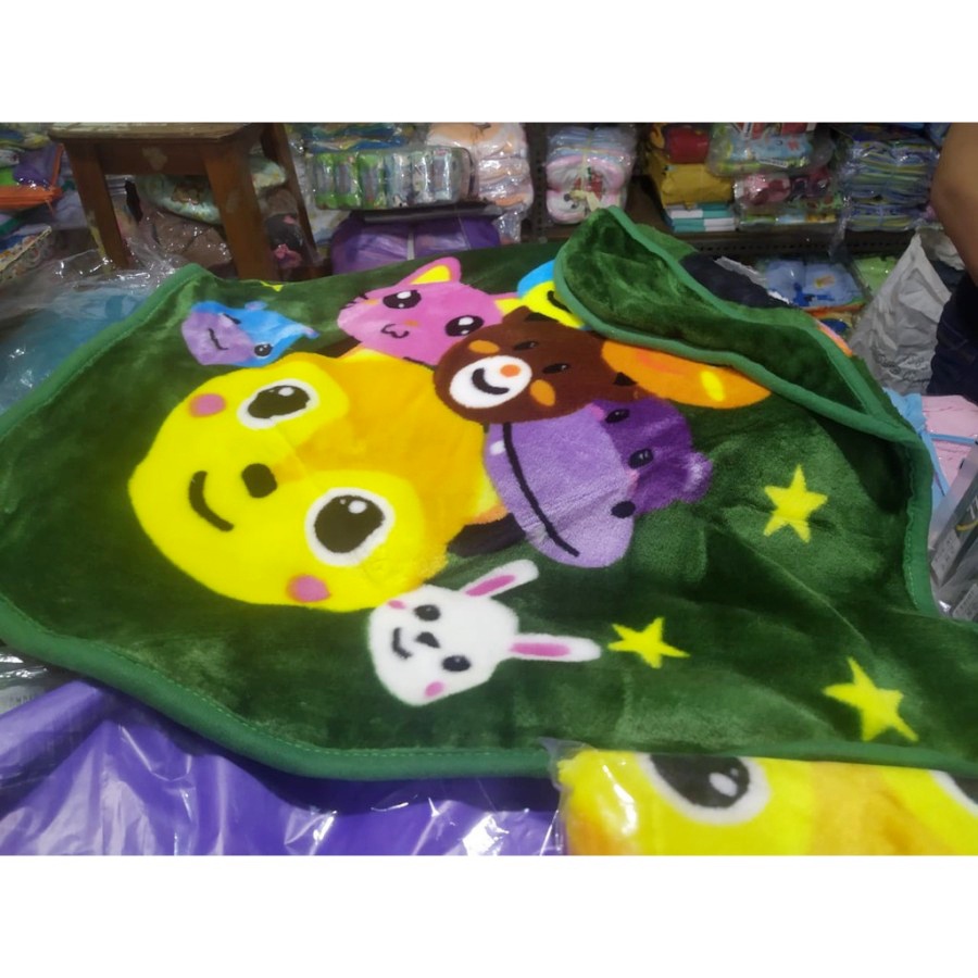 Selimut Bayi Bulu C Bryan Ukuran 70 x 70