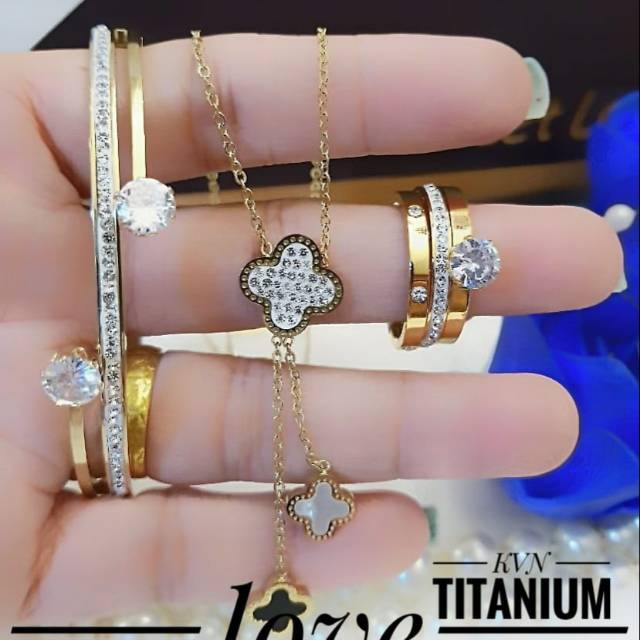 Titanium set perhiasan 3045k