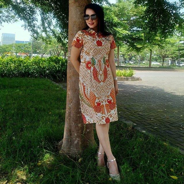 Dress batik motif Iwan tirta