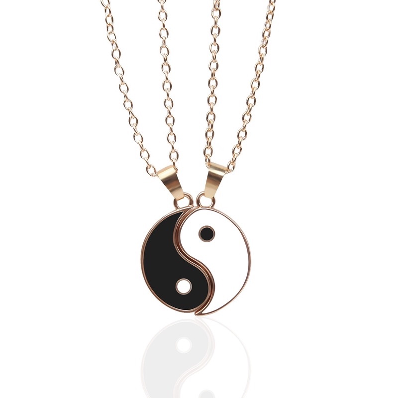 2pcs / Set Kalung Pasangan Tai Chi Yin Yang Bahan Alloy Untuk Hadiah Valentine