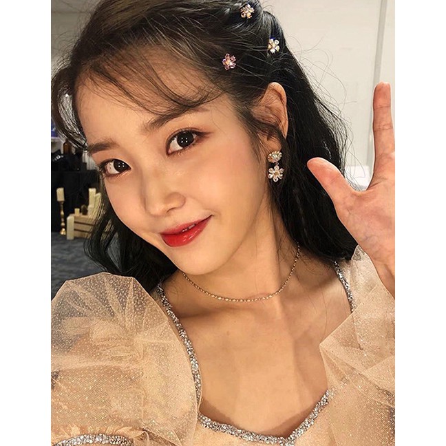 LRC Anting Tusuk Fashion White 925 Silver Needle Zircon Daisy Flower Earrings K06047