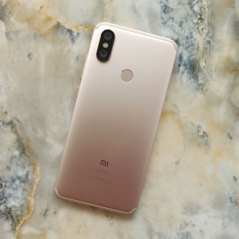 Xiaomi MI A2 ram 4 internal 64 gb seken | Shopee Indonesia