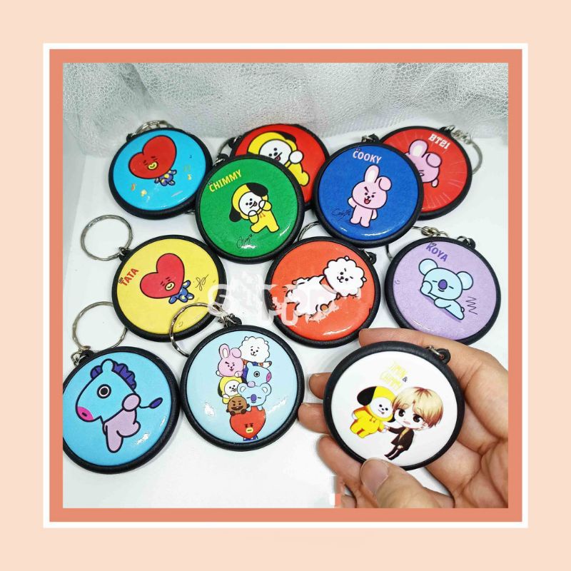 Gantungan Kunci Karakter BT21 BTS Tipis Ganci Souvenir Kado Mainan Koleksi Anak Murah BTS