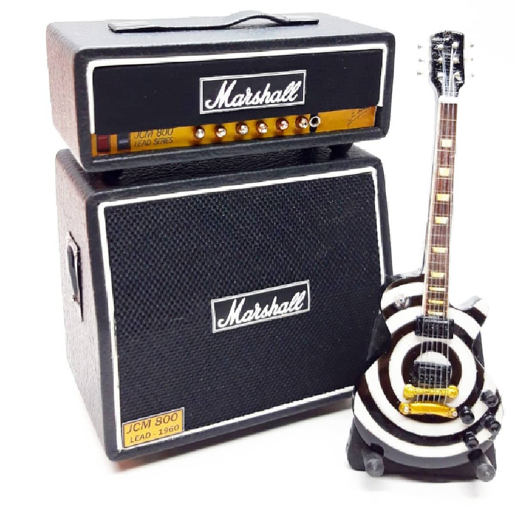 Miniatur Sound Amplifier Sound Marshall JCM 800 dan Gitar Lespaul