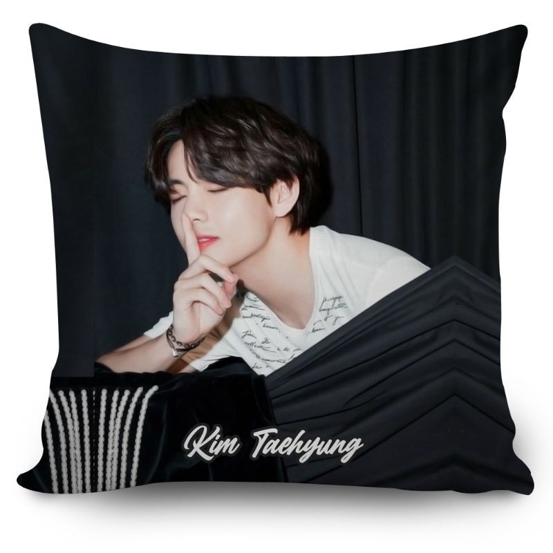Bantal sofa custom foto Kim taehyung