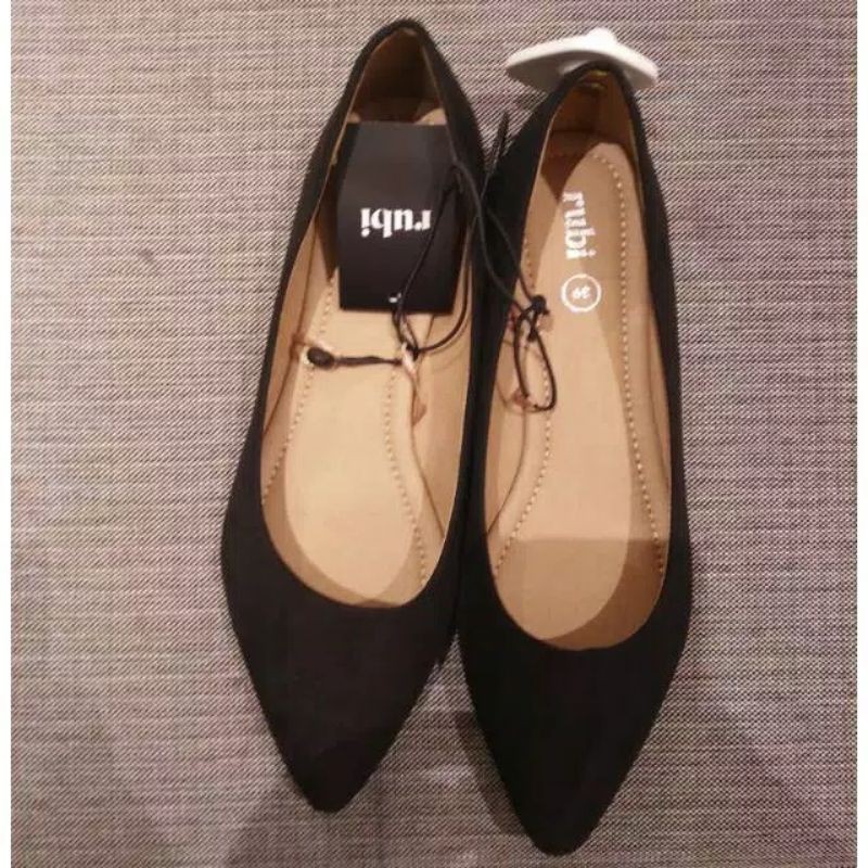 Sepatu Rubi // Flatshoes Rubi