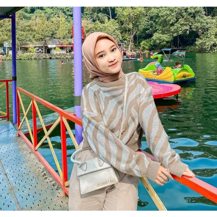 SWEATER ZEBRA CROP TOP /Sweater Korea/Sweater Rajut Motif Zebra / Rajut Tebal Premium