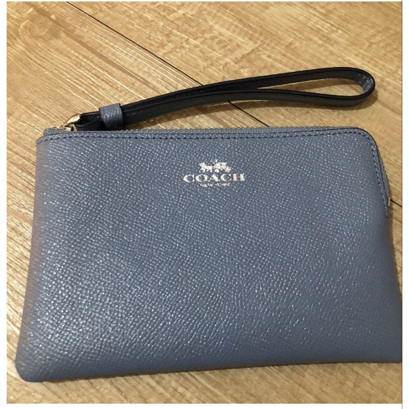 preloved coach cluth (baby blue)