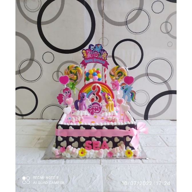 

HARGA PROMO ! ICE CREAM TART, Karakter Pony, 22 cm, Tart Dalamnya 100% Ice Cream Tanpa Kue