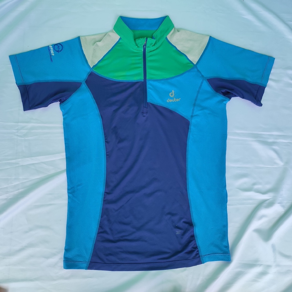 05 Baselayer Deuter Size M - Outdoor Second - Pakaian Bekas Pria Wanita