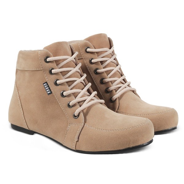 Sepatu Boots Wanita V 3971 Brand Varka Sepatu Casual Kets Wanita Trendi Berkualitas - Krem