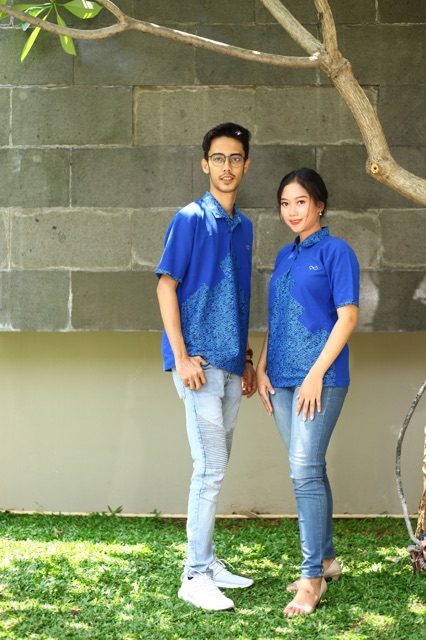 Loyal Kaos Polo Batik Biru Modern Pria M L XL XXL