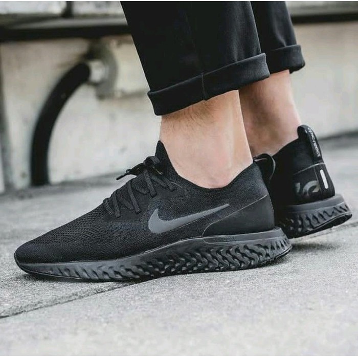Nike React Epic Flyknit (Sepatu Sneakers Cowo Cewe)
