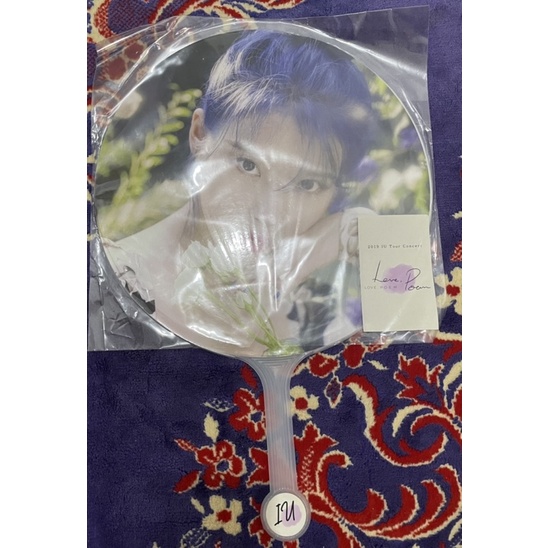 IU LOVE POEM CONCERT FAN