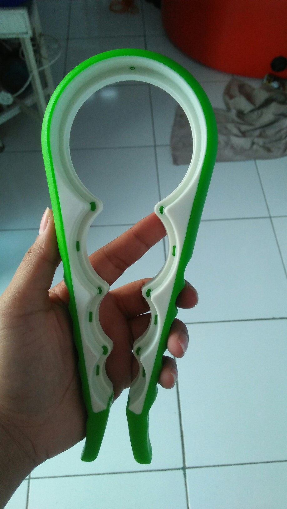 4in1 Pembuka Tutup Botol/kaleng/bir Anti Slip Serbaguna Flexible