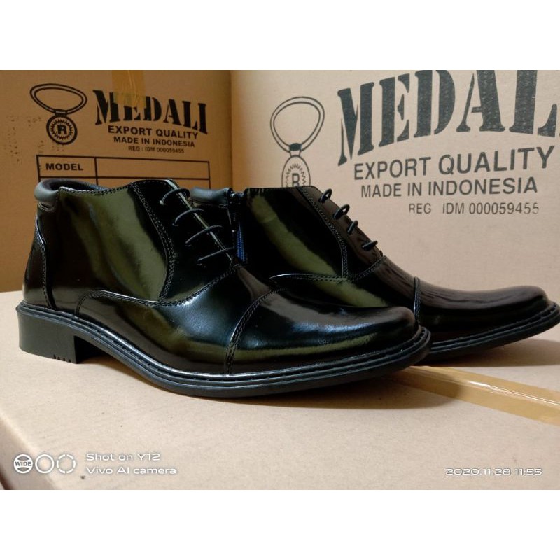 SEPATU KULIT ASLI PRIA PDH SEMI BOOTS MEDALI KILAP POLRI TNI SECURITY KERJA DINAS KANTOR PEGAWAI FORMAL