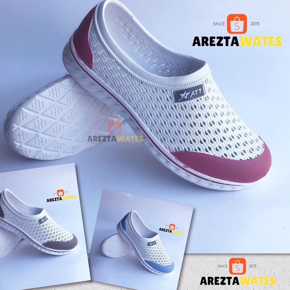 Menarik.. Sepatu slip on karet wanita att AKL 161