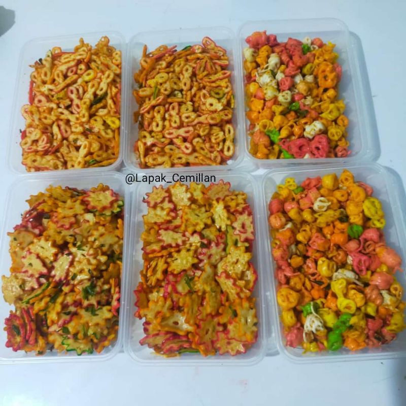 

Kerupuk Seblak Pedas Gurih Renyah