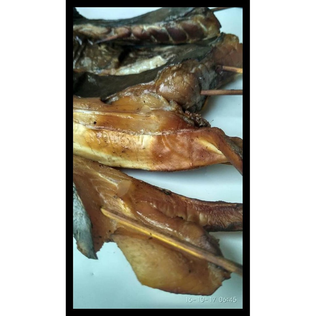 

Ikan Pari Asap - Bagian Sirip Bermutu