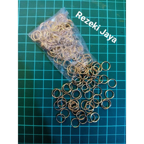

RING TALI MEDALI RING 10CM X 10CM GOLD PREMIUM PER GROSS ISI +-144PCS