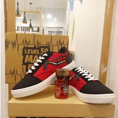 AEROSTREET X Boncabe //  MASSIVE X VOLT PUTIH LIMITED EDITIONS ORIGINAL