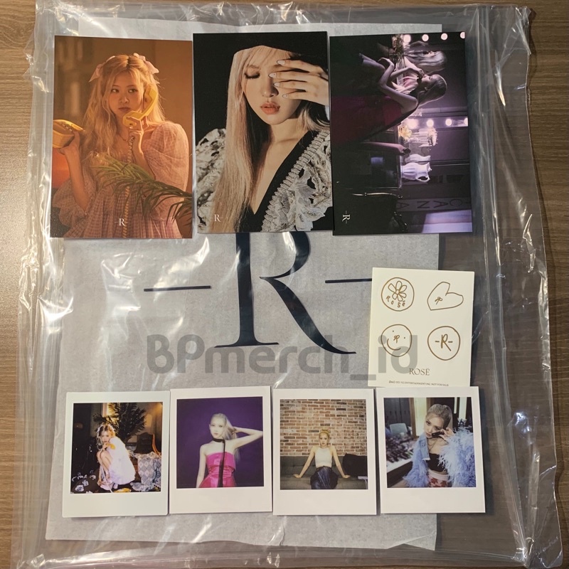 ROSE / ROSÉ PHOTOBOOK SHARING INSTAX POLAROID CLEAR BAG YG SELECT