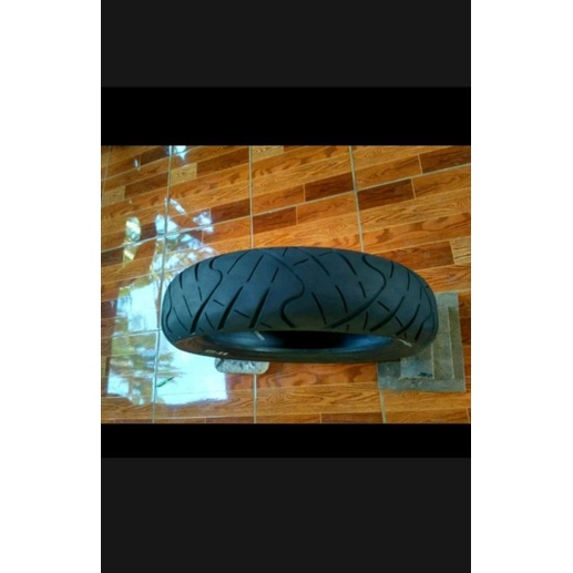 ban belakang ukiran motor ninja bisyon r15 CBR. ukuran 140/70-17