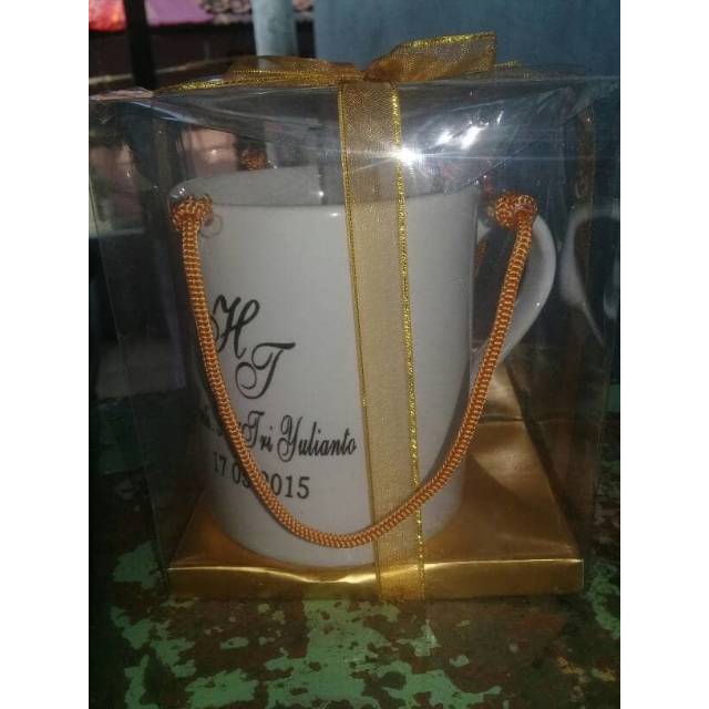 SOUVENIR GELAS MUG + SABLON + KEMAS MIKA / BOX