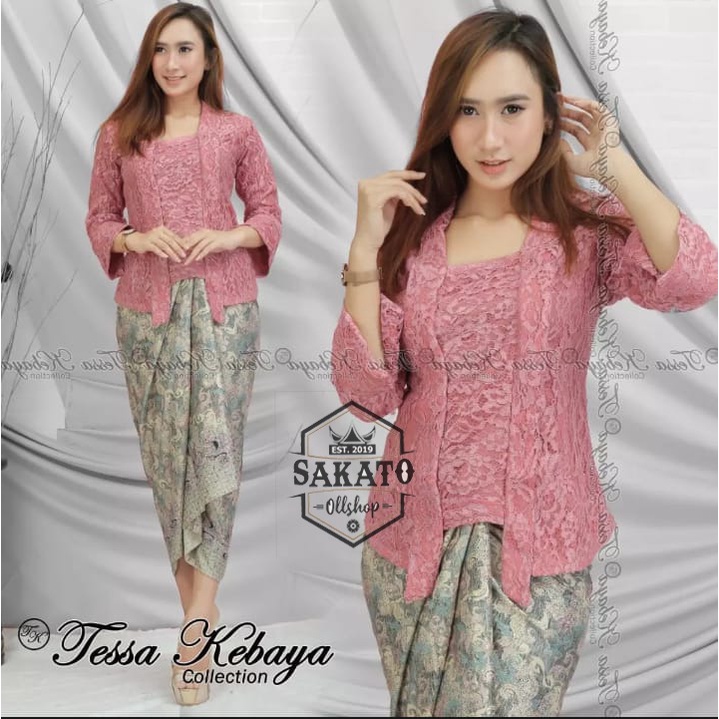 Setelan kebaya kutu baru dan rok lilit Kebaya brukat modern 2021 Kebaya modern 2021 kondangan Kebaya