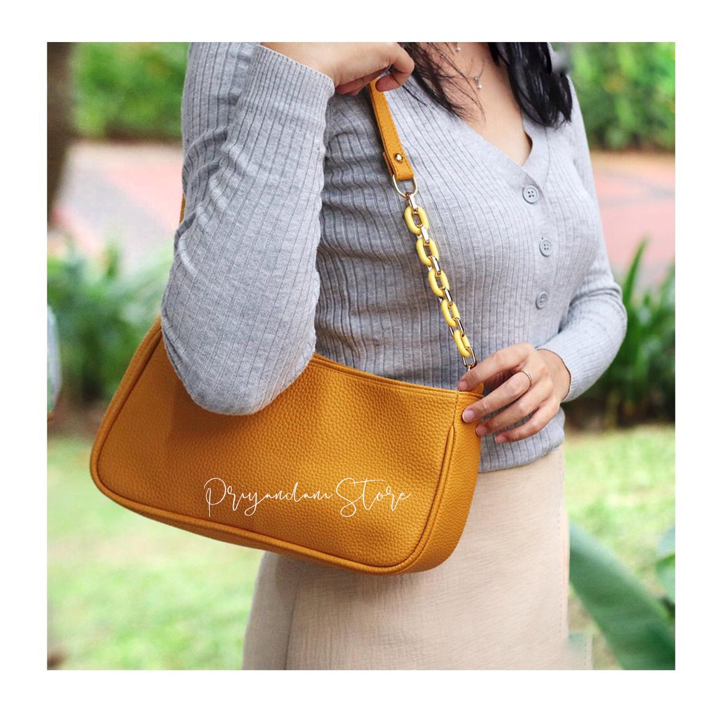 TAS WANITA SLINGBAG RANTAI KEKINIAN