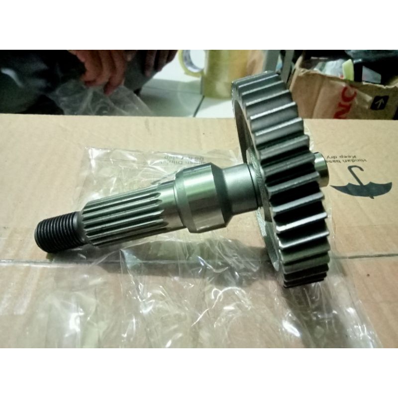 AS RODA BELAKANG BEAT F1