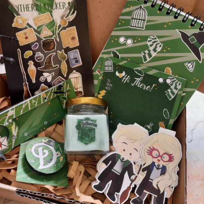 

℗ hogwarts hermione draco slytherin ravenclaw hufflepuff gryffindor hadiah giftbox kotak ulang tahun ♠