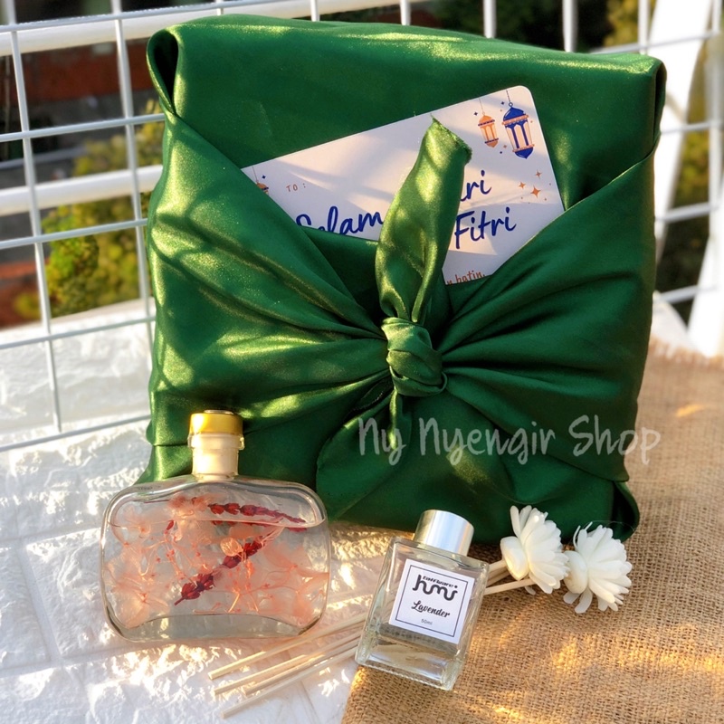 

Hampers Gift Lebaran Unik