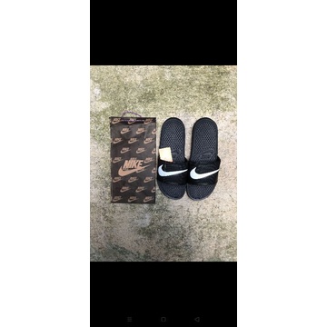 sandal nike shopee