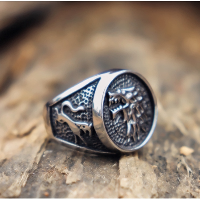 New punk style personality embossed wolf head cool alloy ring