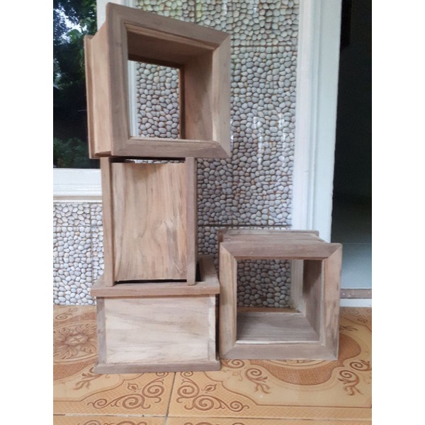 Loster kayu Jati uk 20x20 lunas list  Dua Sisi(double list propil dalam)