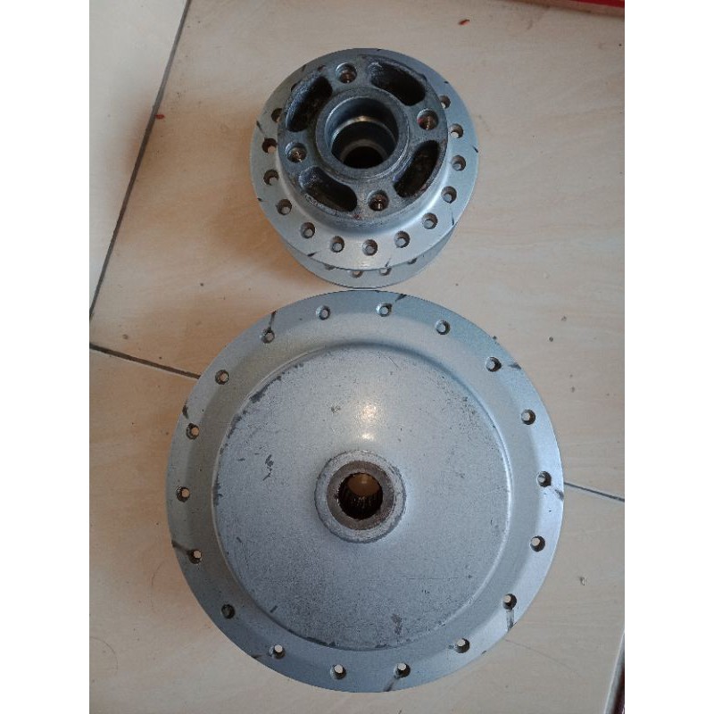 Tromol depan belakang Suzuki Spin New Skywife SkyDrive jumlah gigi 20 ori