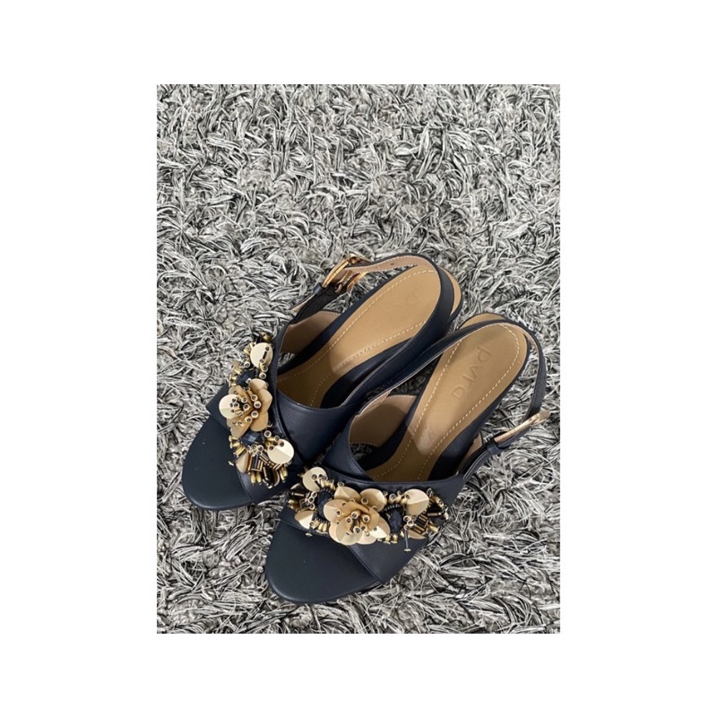 Preloved PVRA Blue Heels