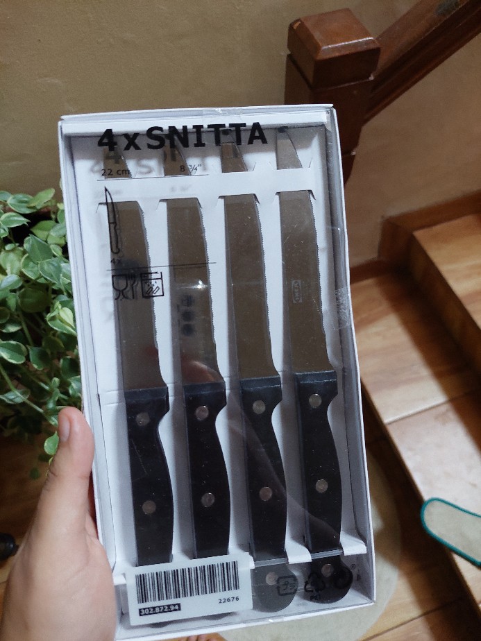 4pc Snitta Pisau Makan Pisau Steak Daging Bergerigi Hitam 22cm