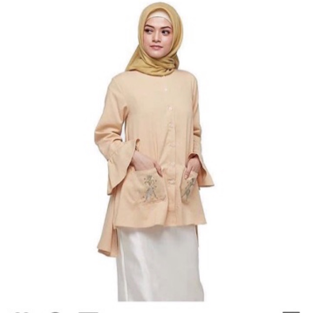 New & Sale ! Dreswara top butter size L Riamiranda jarik