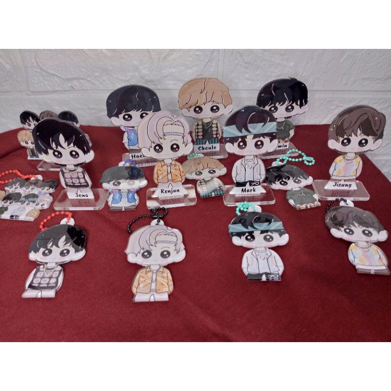 NCT DREAM HELLO FUTURE MINI AKRILIK STANDEE & KEYRING