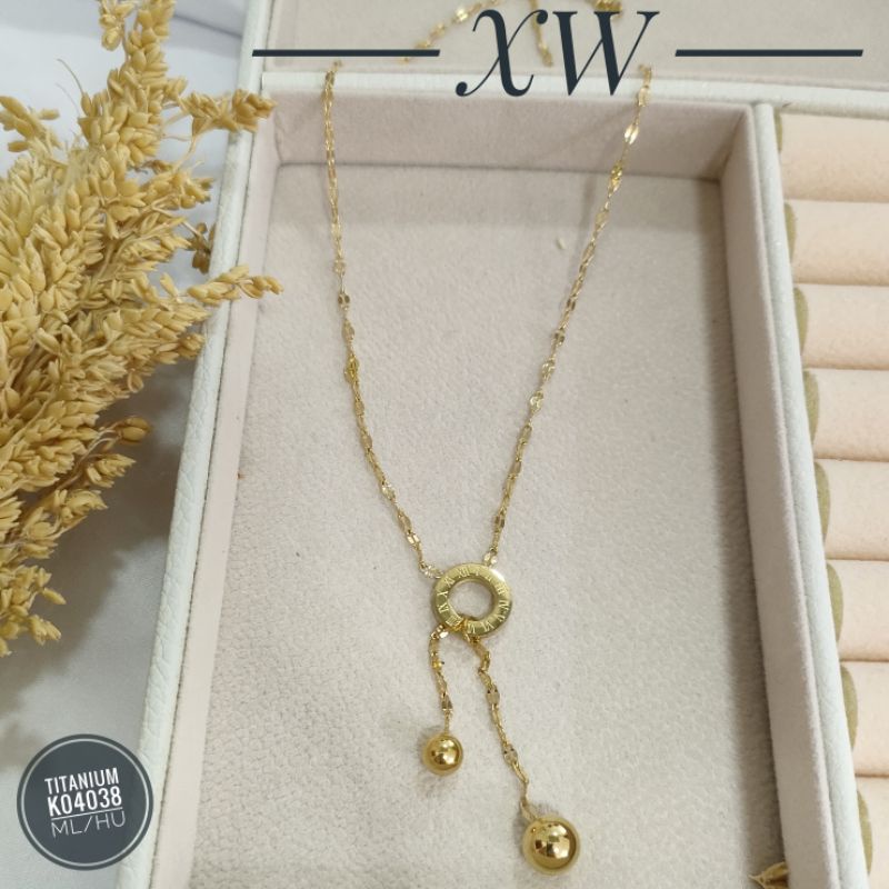 Kalung Titanium motif Romawi warna Gold K04038