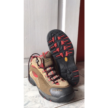 Sepatu Kolon Sport Mountaineering (Sepatu Gunung) / Sepatu second outdoor