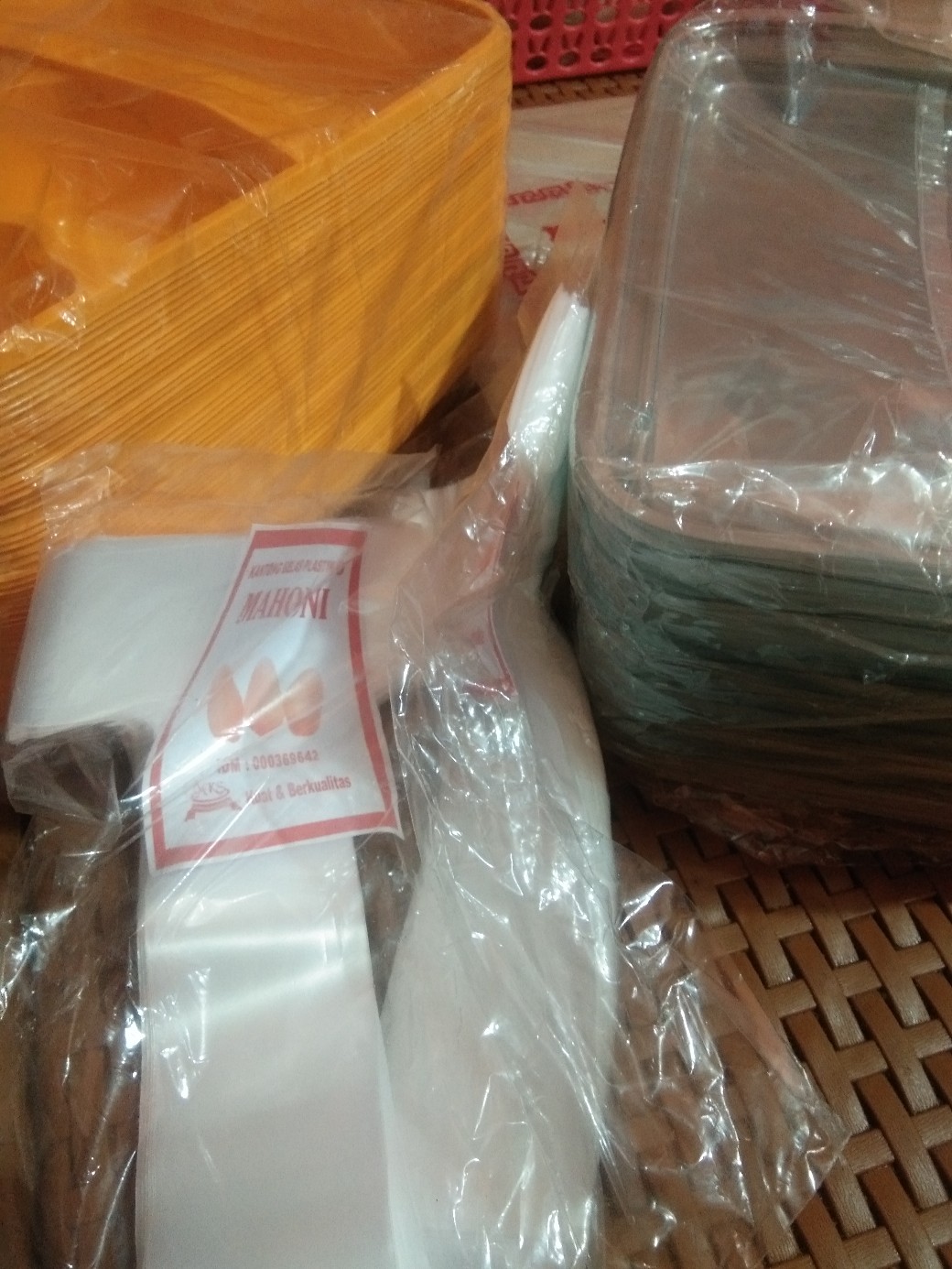 Plastik Tenteng Cup Buble,juice / Plastik T-cup