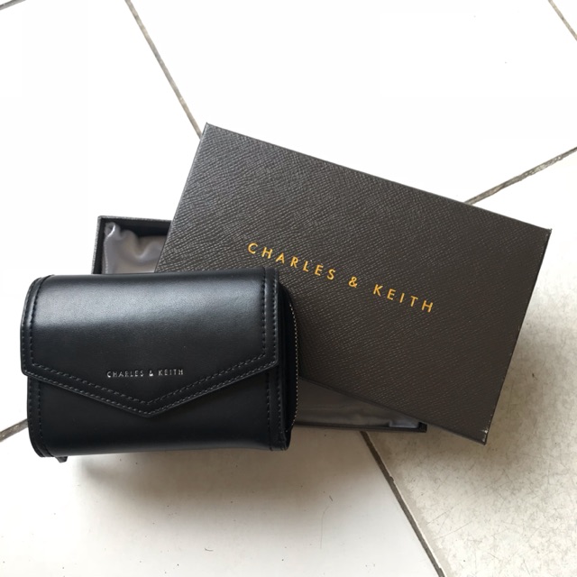 [preloved] Charles & Keith Envelope Wallet
