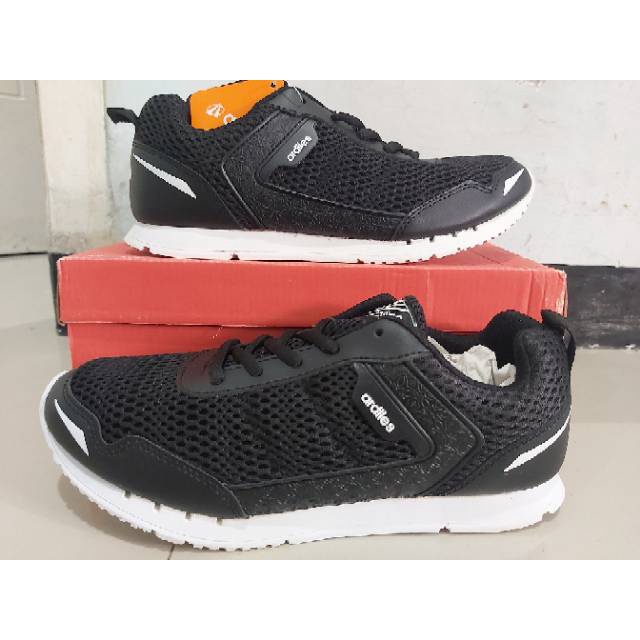 SEPATU ORIGINAL ARDILES HITAM PUTIH SEKOLAH MURAH KADO HADIAH SEKOLAH OLAHRAGA 33 34 35 36 37